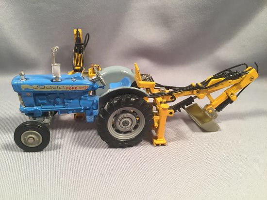 Ford 5000: Specs, Engine, Transmission, Dimensions + PDF Manuals