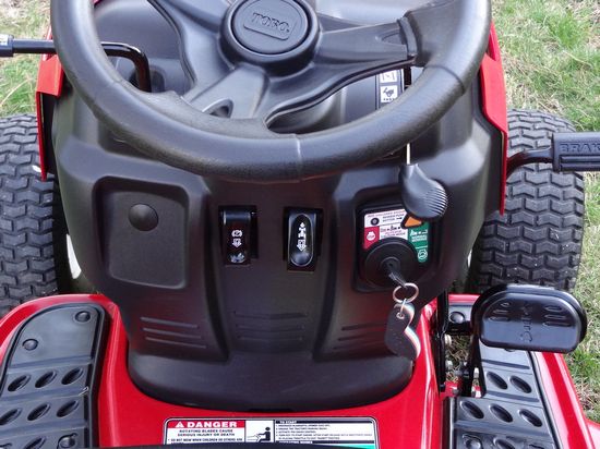 Toro LX420: Specs, Engine, Transmission, Dimensions + PDF Manuals