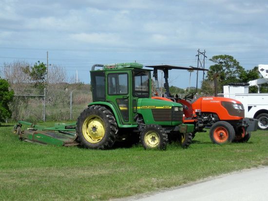 Kubota M5040: Specs, Engine, Transmission, Dimensions