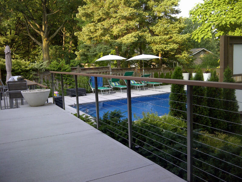 Customer Review Clearview® Cable Railing System with Wood Top Rail in Ontario, Canada
