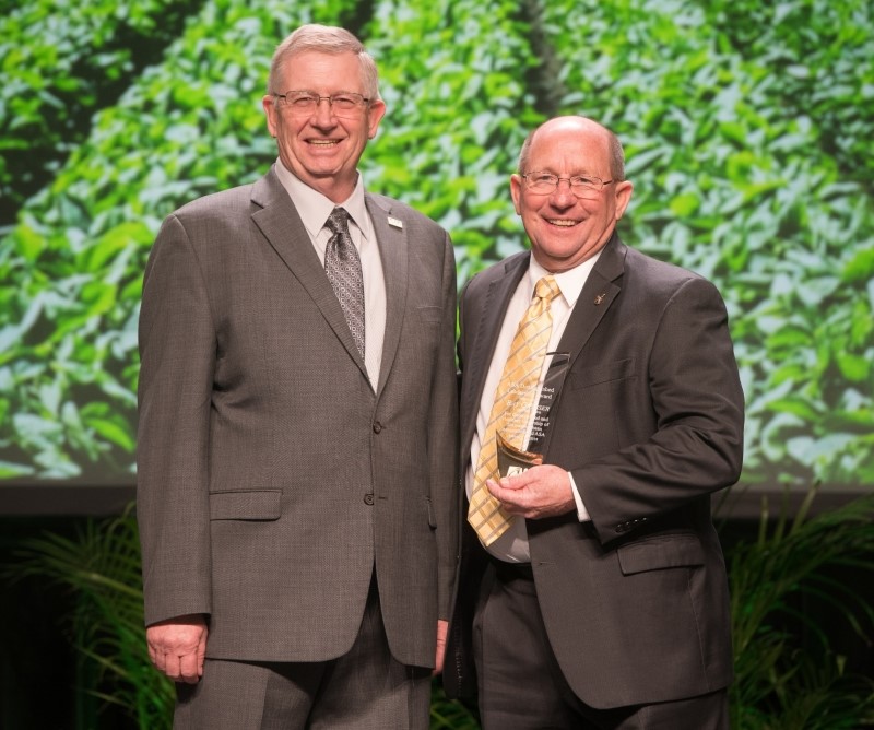 Soybean Leader Hoping to Replace Bill Northey AgWired