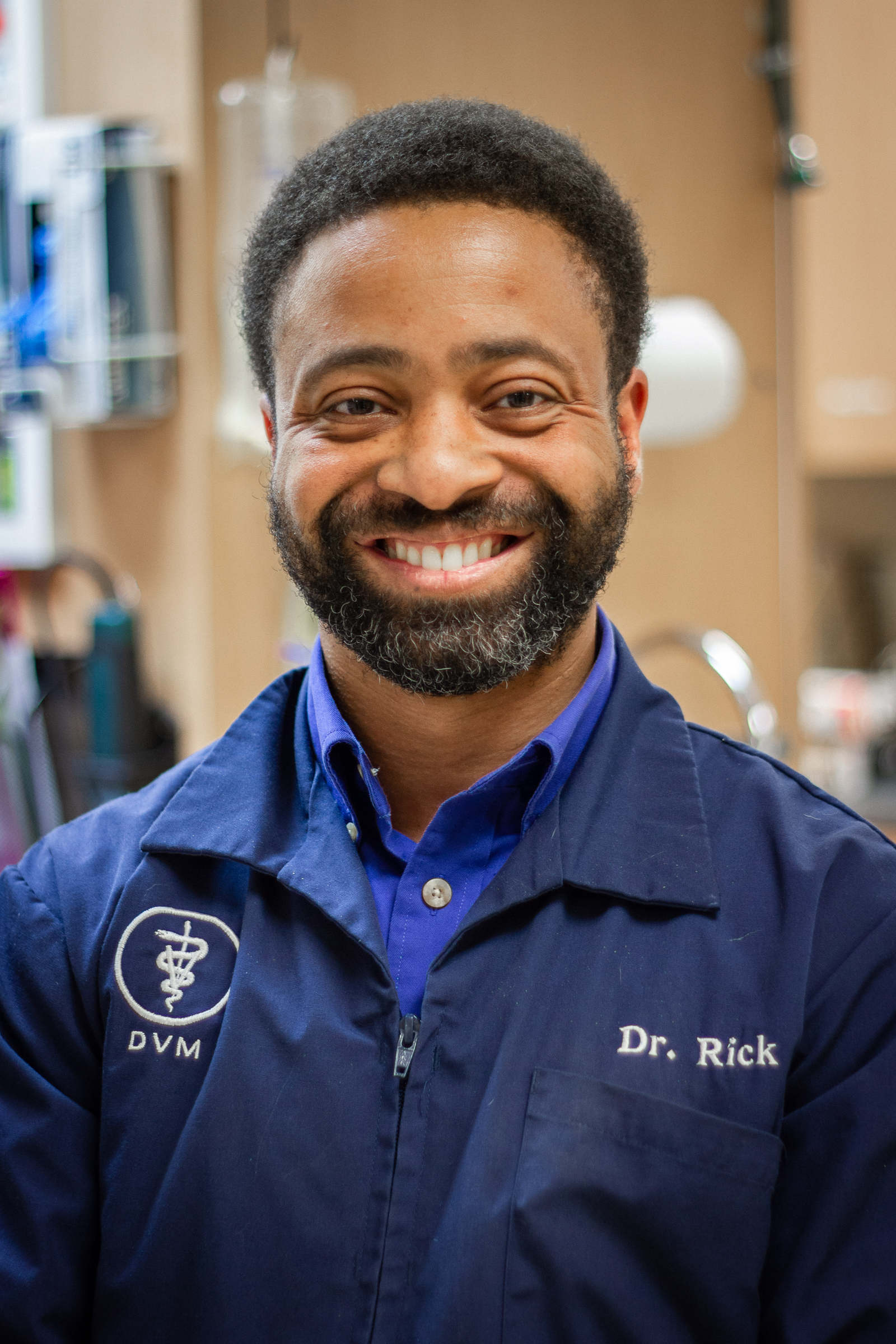 Asheville Highway Animal Hospital, LLC — Dr. Ricardo Kendrick