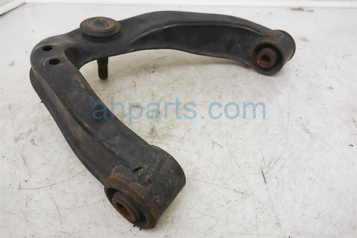 2007 Nissan Frontier Front Passenger Upper Control Arm 54524-EA000,