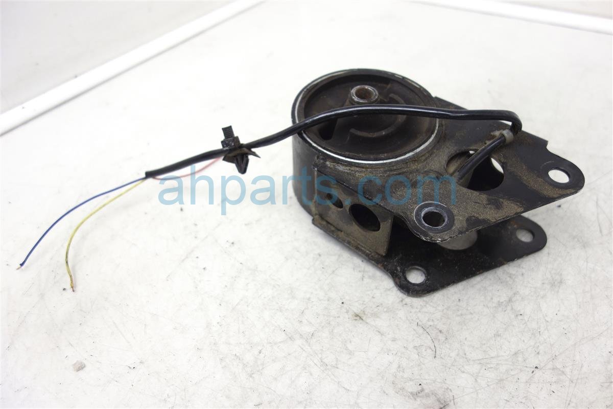 2006 Nissan Altima Engine/motor Driver Side Engine Mount 3.5l Se 11220