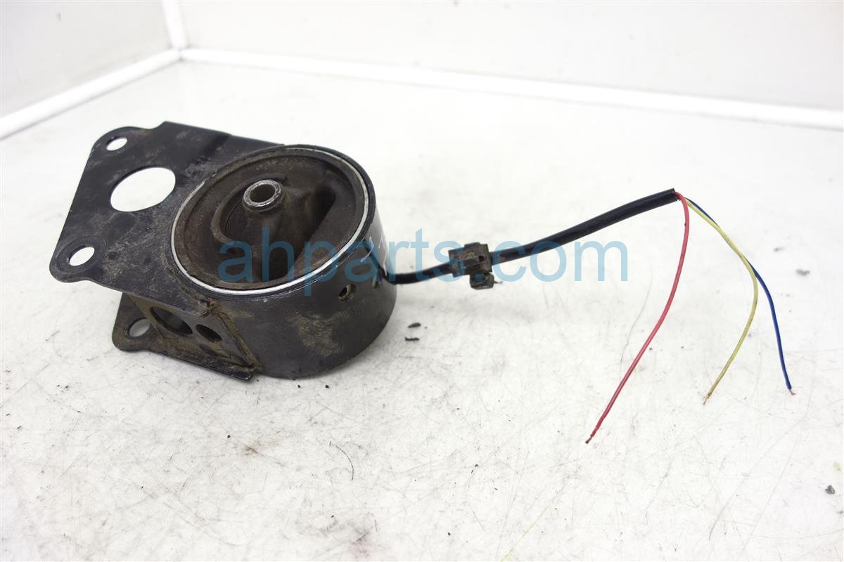 2006 Nissan Altima Engine/motor Driver Side Engine Mount 3.5l Se 11220