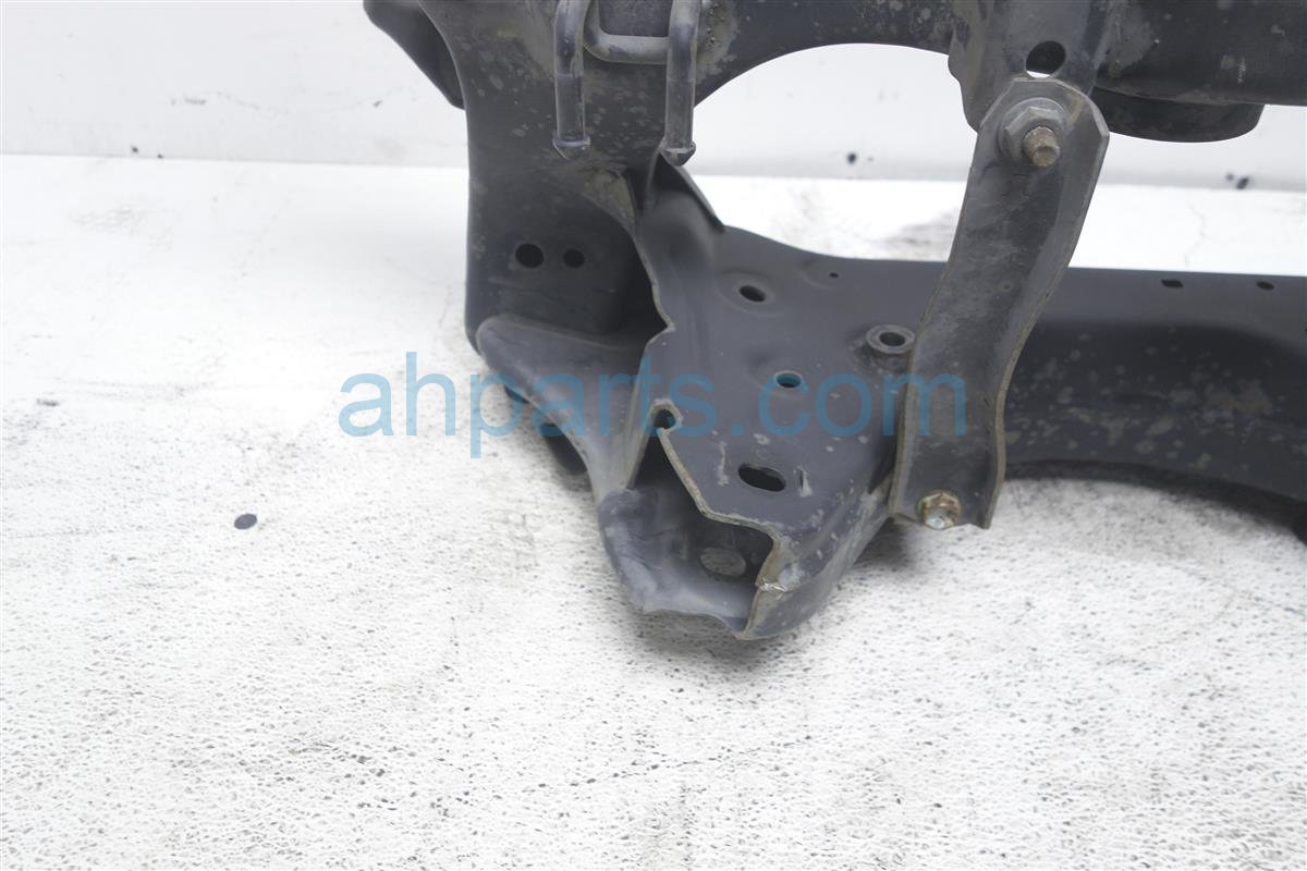 2008 Nissan Rogue Crossmember Rear Subframe, Fwd 55401JG000,