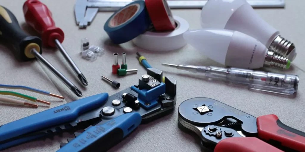 What Are the Key Differences Between Air Tools and Manual Tools? What Are the Key Differences Between Air Tools and Manual Tools?