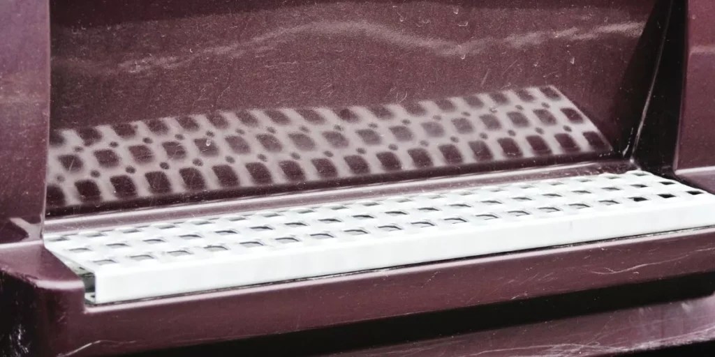 Durable and Stylish Running Boards for Trucks and SUVs Durable and Stylish Running Boards for Trucks and SUVs