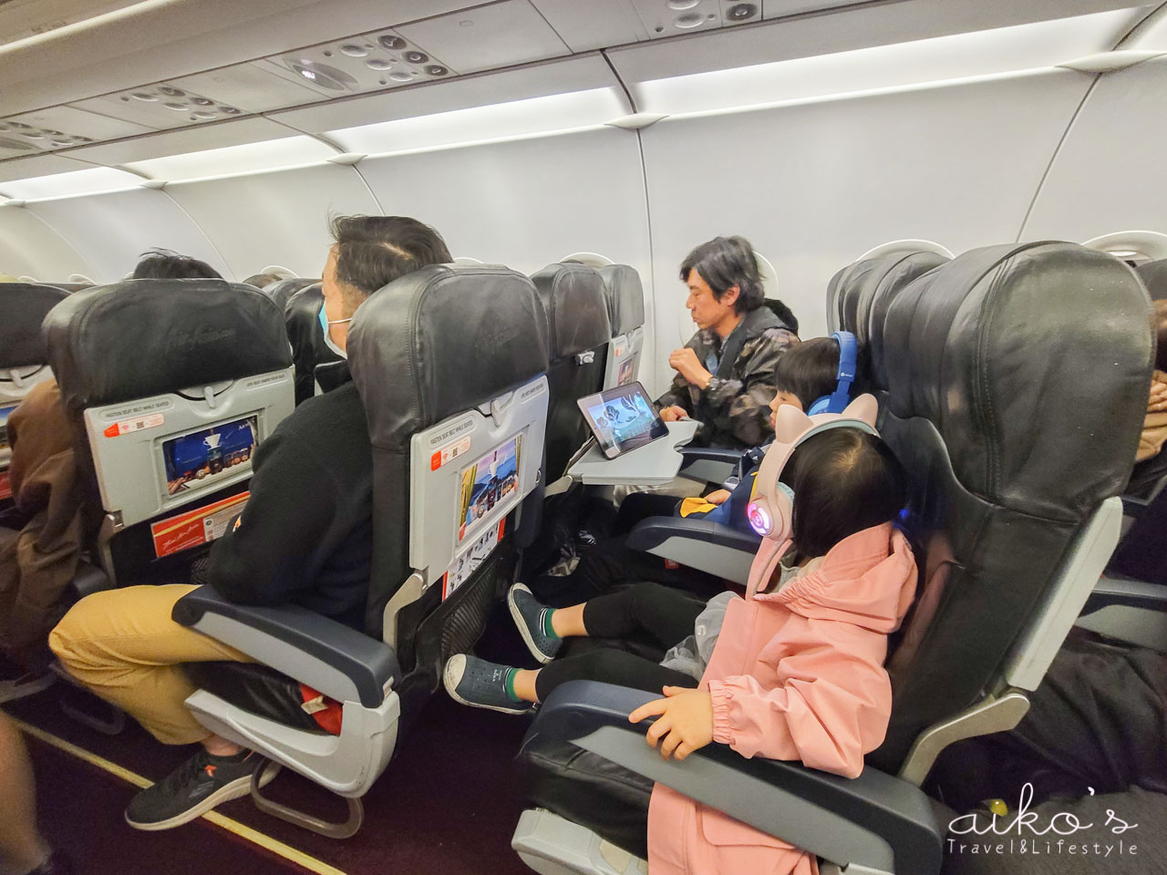 【泰國清邁】泰亞航FD243 桃園飛清邁、龍騰卡餐點、清邁巫宗雄換匯