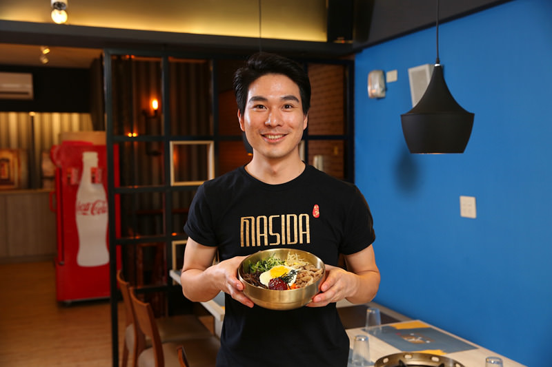 高雄│老闆是韓國帥哥的Masida瑪嘻大韓食堂，天涼吃鍋正適合-河堤社區