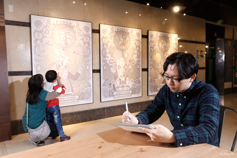 插畫家│鄭景文 不賣文具店只有畫作的鄭景文具店-人物專訪