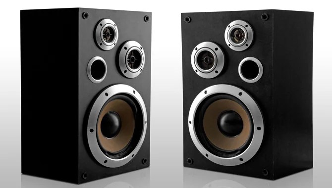 Clean and finish the surface of speaker cabinet