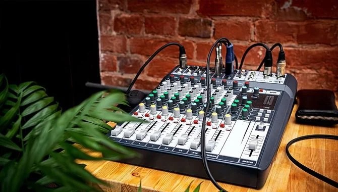 Consideration-before-using-USB-audio-mixer