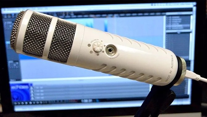 Disadvantage-of-using-multiple-microphones-simultaneously