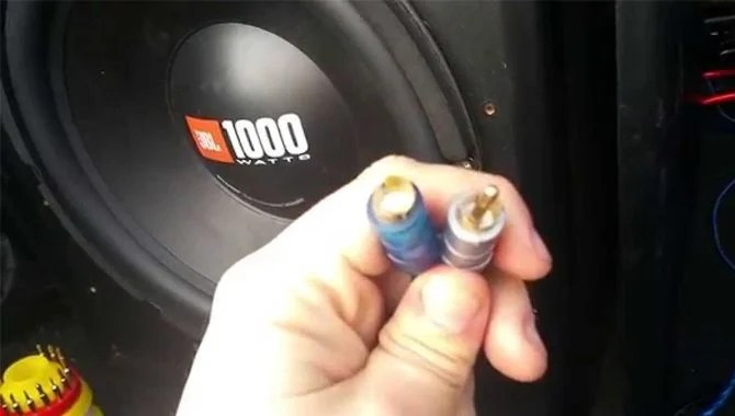 How To Replace an RCA Plug