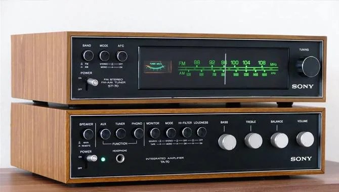 New Receivers Compared. Antique Amps