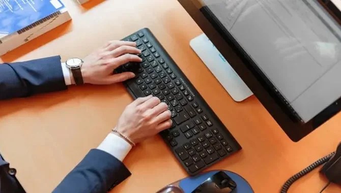 Operating System and Screen Type