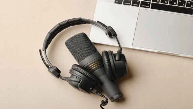 The Candidates Best USB Headsets for Podcasting in 2022