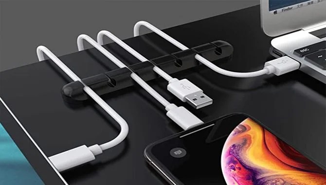 Top-5-Gadgets-that-can-Protect-Cords-from-Twisting-up