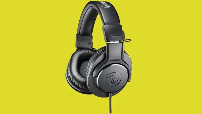 What Is A Headphone Soundstage, And How Does It Work