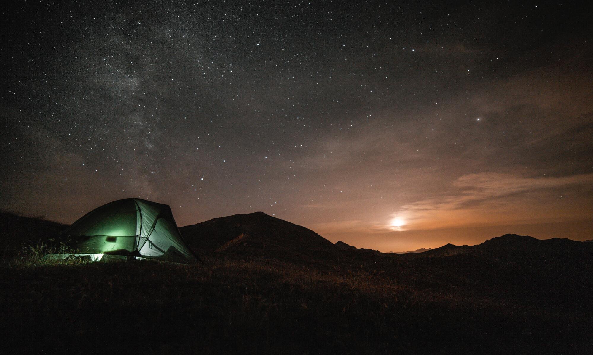 9 Of The Best Stargazing Tents (2022 Buyer’s Guide)