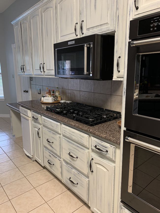 Antiqued Oak With White And Blue Paint Ainsworth Painting