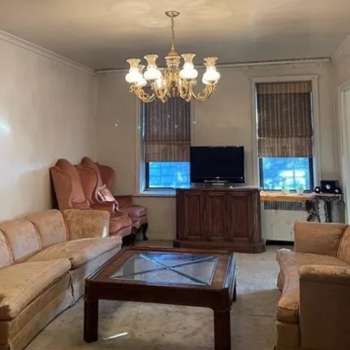 Is Queens, NYC a lucrative place for Airbnb property investment