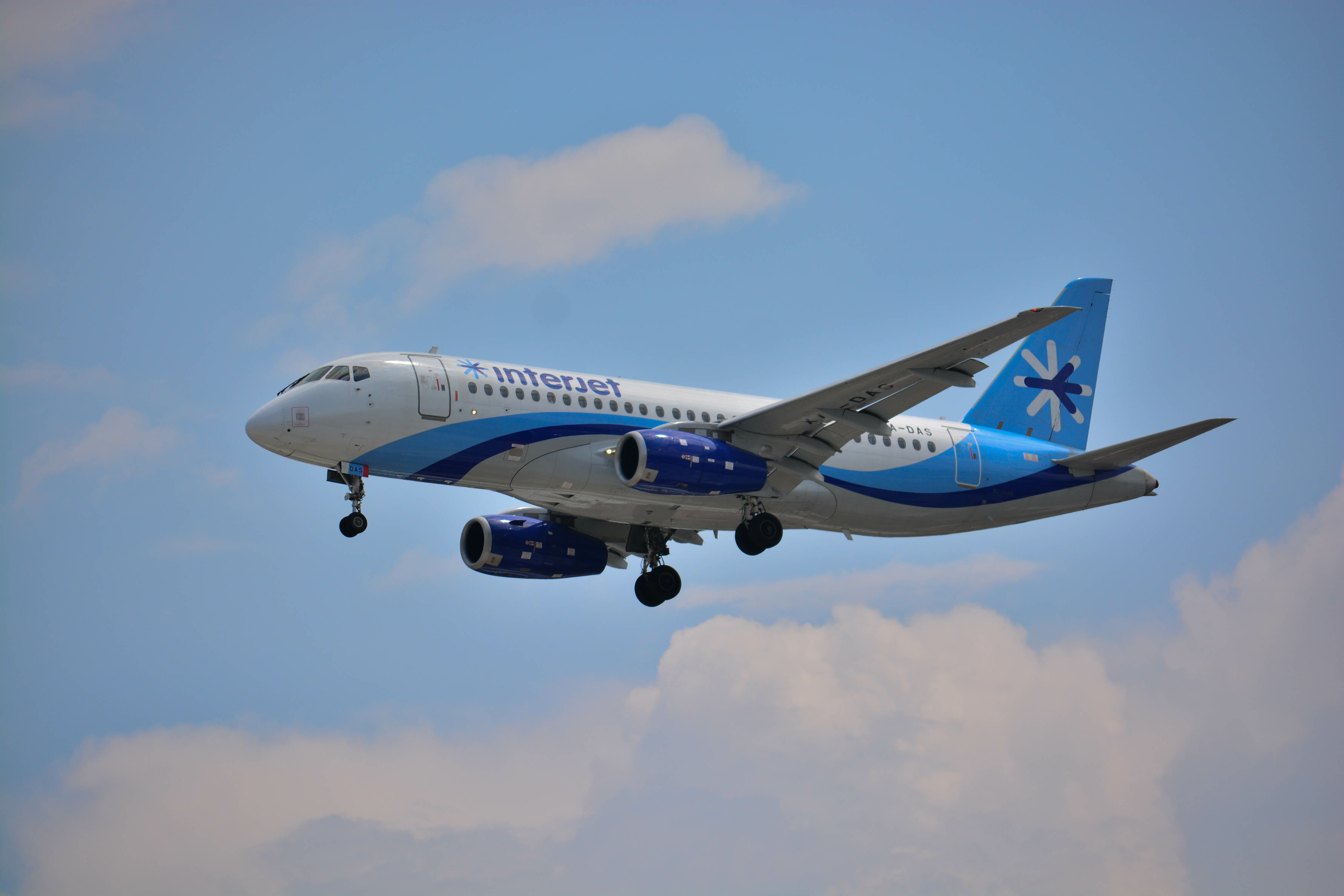 Interjet Temporarily Suspends Operations And Aeromexico Resumes MAX