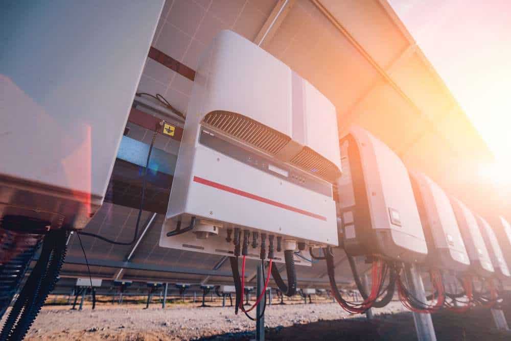 How Long do Solar Inverters Last? Airis Energy