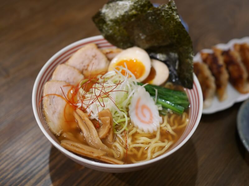 Let's make flavorful classic chicken ramen & juicy gyoza!! Tokyo