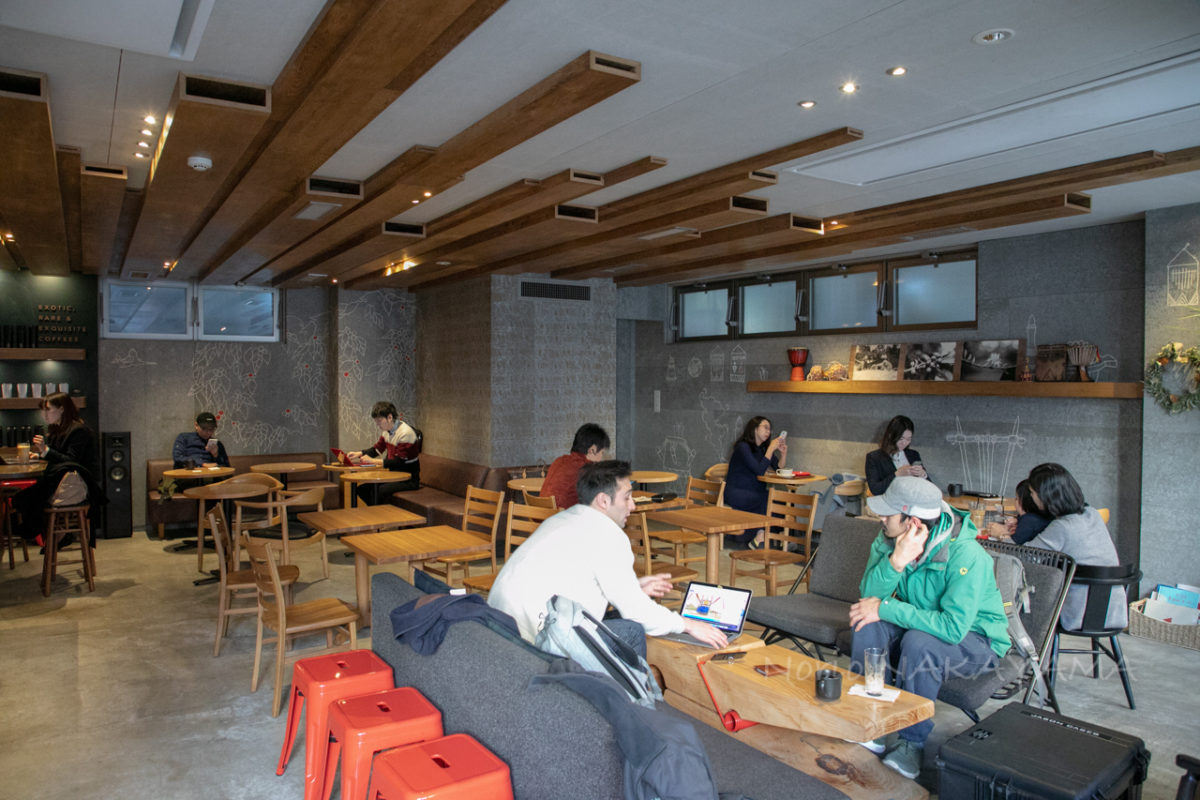 初台 : Starbucks Coffee 初台1丁目店 | Sumally (サマリー) 特別なスタバ「Neighborhood And Coffee」初台一丁目店