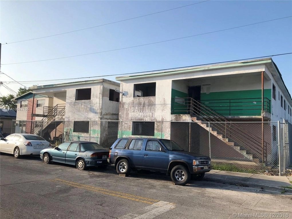 BELLE GLADE IN PALM BEACH COUNTY