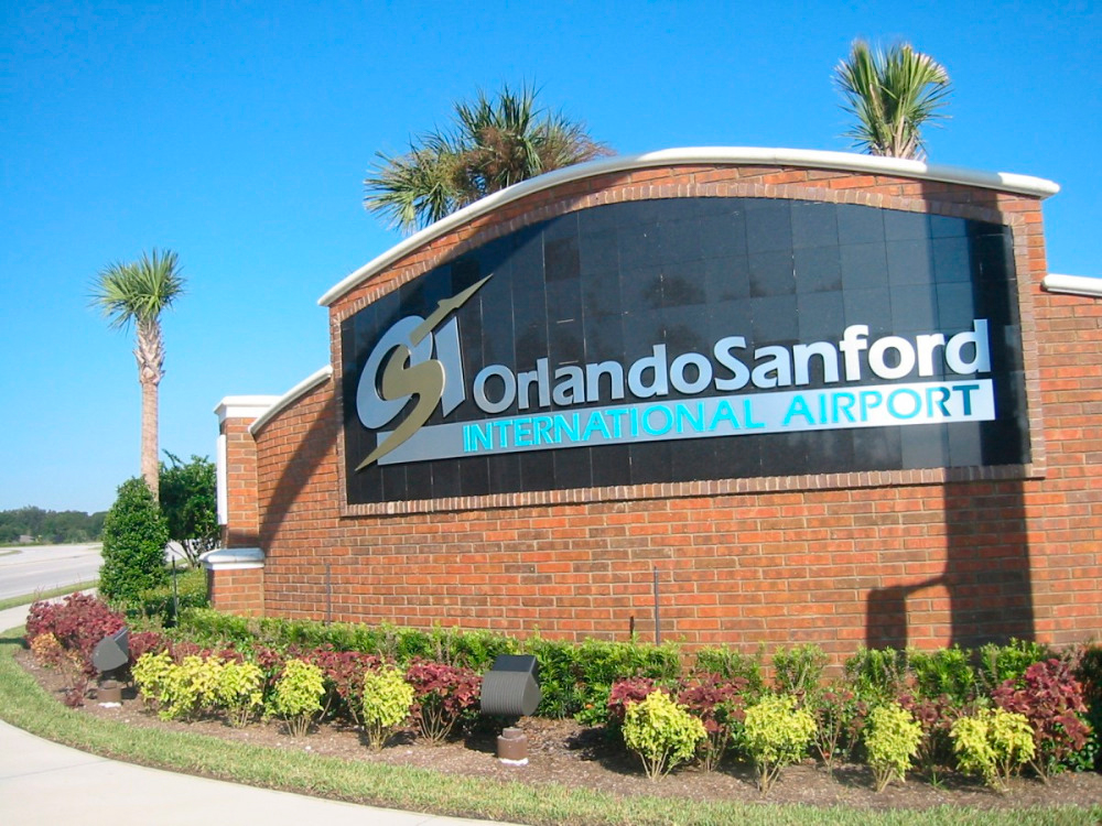 Orlando Sanford International Airport Parking