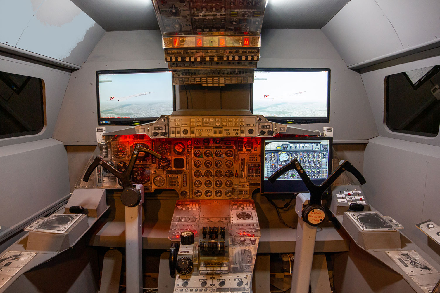 Flight Simulators - Farnborough Air Sciences Trust