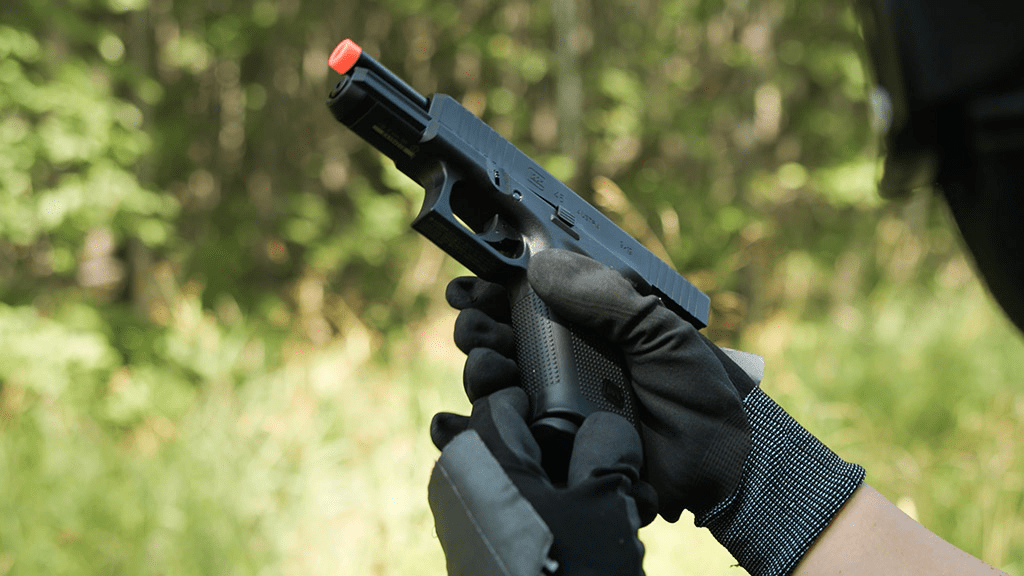 How to Put Green Gas in an Airsoft Gun? A Quick Guide for Beginners