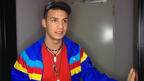 Der Superstar backstage Pietro Lombardi im Superstress Video VIP.de