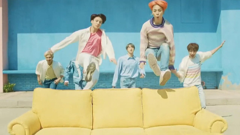 Boyband "BTS" Das neue Musikvideo schlägt im Netz ein