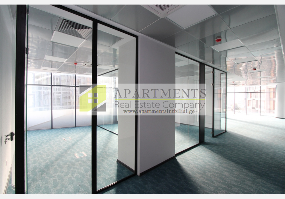 160 sq.m. office space for rent on Saburtalo in King David Business Center Apartments, Flats