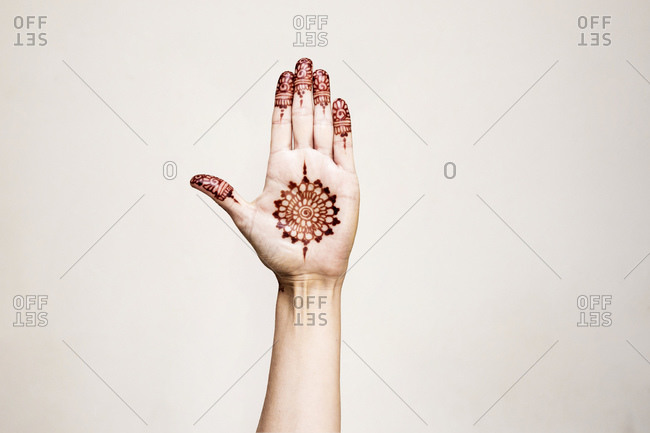Henna Tattoos Stock Photos - Offset 433_x_650_jpg