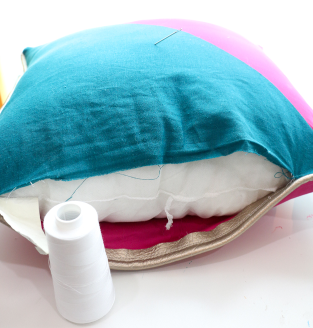 Sew It Color Blocked Triangle Pillows A Kailo Chic Life