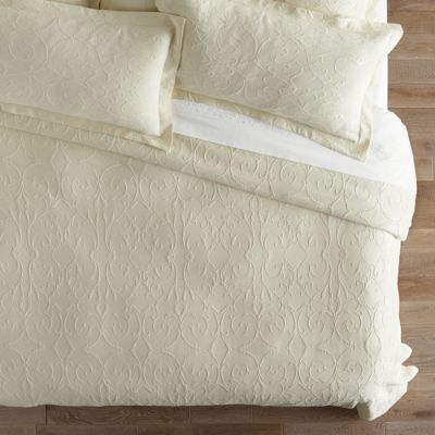Resort Egyptian Cotton Flourish Matelassé Coverlet Frontgate