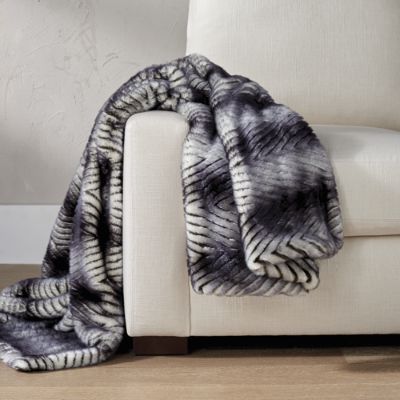 Luxury Faux Fur Throw Frontgate