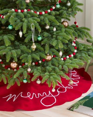 Hable Tree Skirt Hill