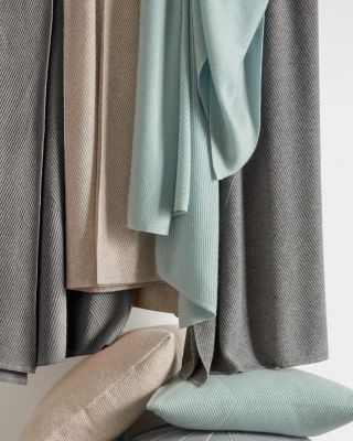 Knit Cashmere Throw and Pillow Cover Hill