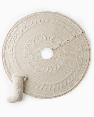 Knit CableKnit Tree Skirt Hill