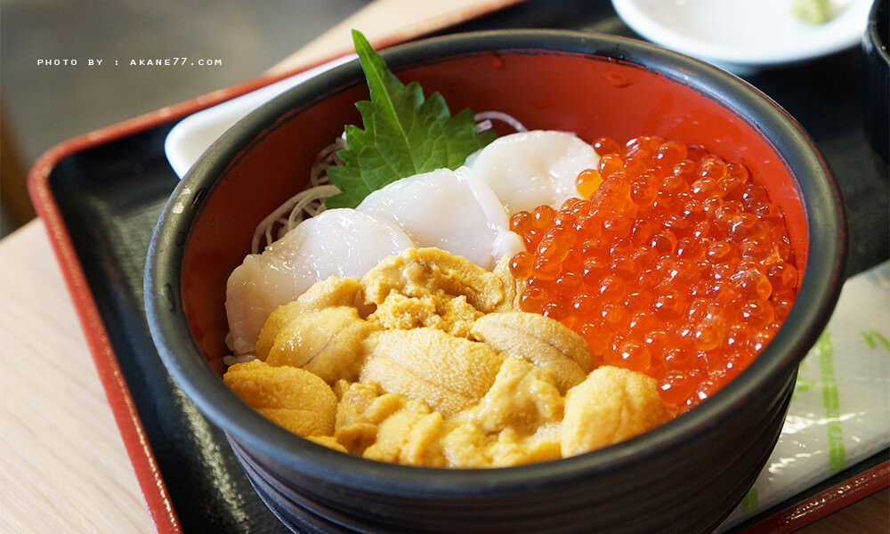 北海道積丹半島 北海道生海膽 新鮮海鮮丼：お食事処みさき