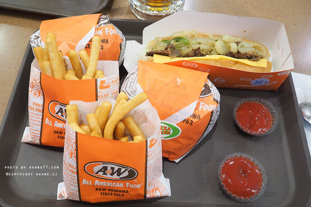 沖繩美食⎮A&W美式漢堡 速食餐廳 買熱狗送套餐