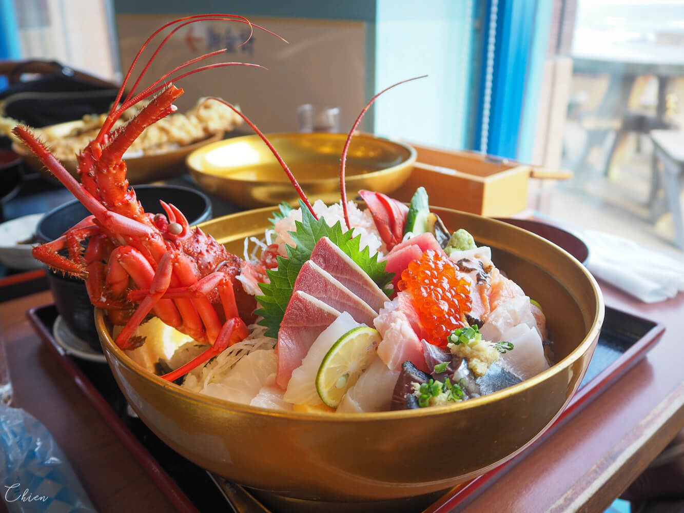 千葉「潮風王國」海鮮王樣丼