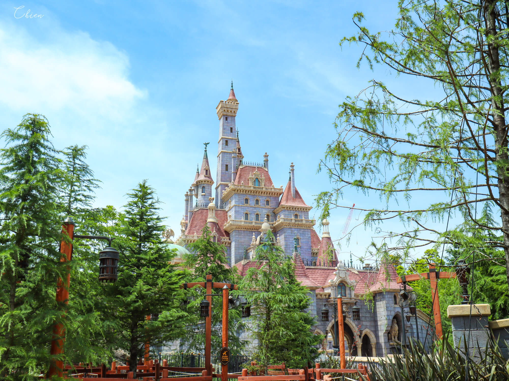 迪士尼樂園 美女與野獸城堡