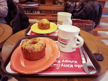 【食記】首爾 一吃就上癮的krispy kreme